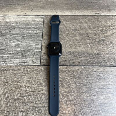 Apple Watch SE Smartwatch Blue Silicone Strap 40mm Touchscreen