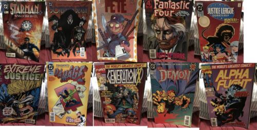 Comic Book Bundle Assorted 11 Books - Picture 1 of 24