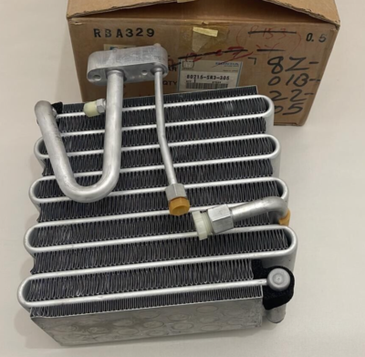 HONDA CIVIC 1992-1993 DEL SOL 1993 EVAPORATOR # 80215-SR3-305 NEW