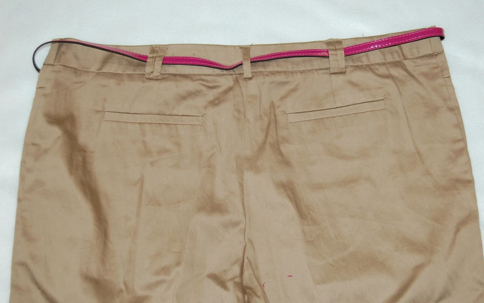 Bermudas a medida para mujer GEORGE gamuza camel 18 CINTURÓN ROSA bolsillos simulados Foto 3 de 4