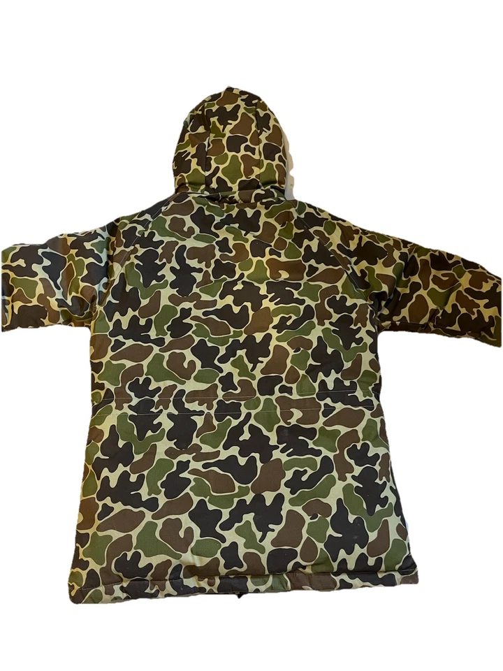 Chaqueta Parka Camuflada Puffer Plumón de Ganso Etiqueta Negra Eddie Bauer De Colección Para Hombres Mediana Foto 4 de 4