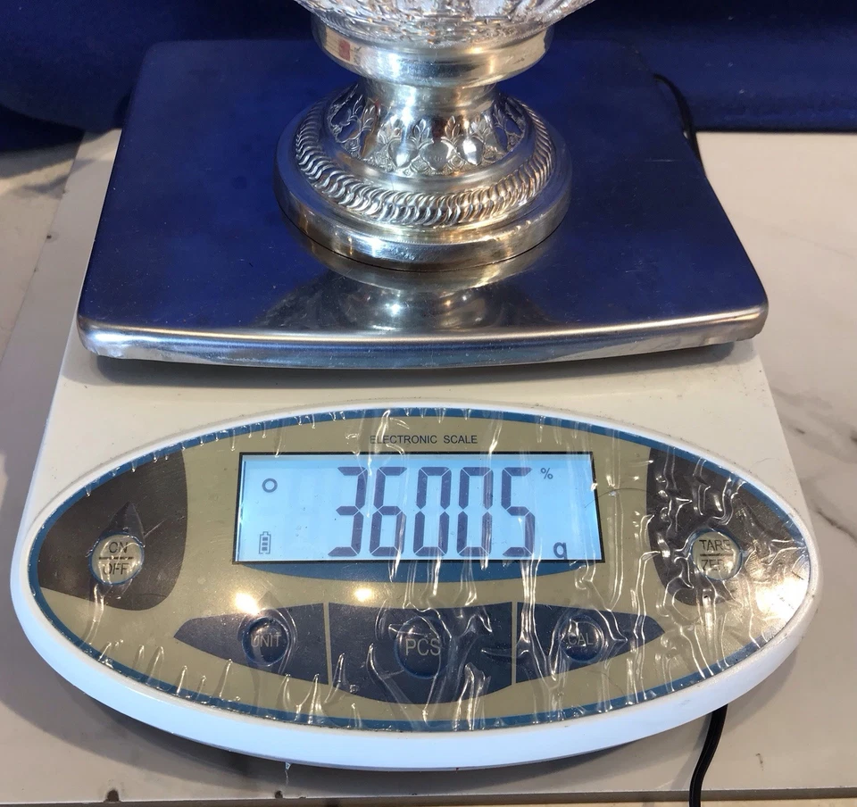 Cuenco de frutas y dulces vintage grabado a mano de Oriente Medio, 84 plata sólida 360 gramos Foto 2 de 4