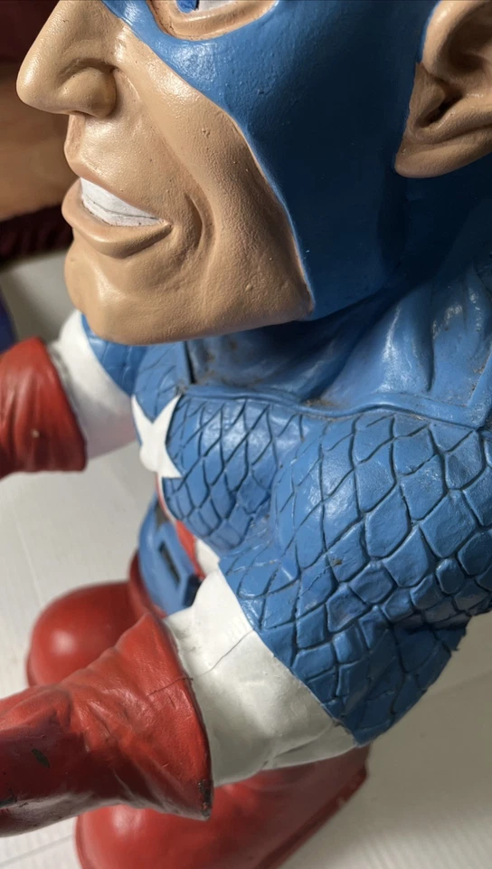 Capitán América Marvel Comics 20” de alto por Rubíes - Figura con soporte para Candy Bowl Foto 4 de 4