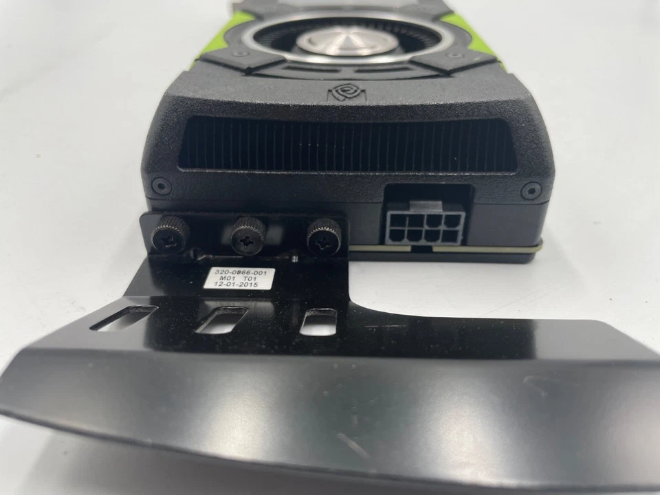 Nvidia Quadro M6000 12GB GDDR5 Graphics Card 900-5G600-0300-000 - Image 4 of 4