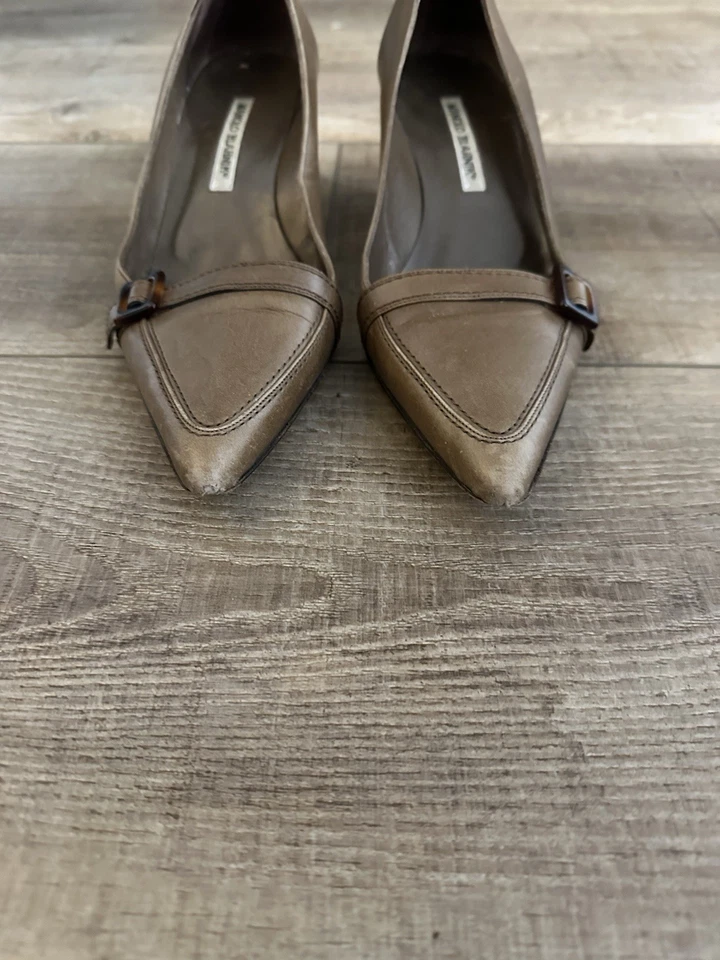 Tacones de cuero Manolo Blahnik (talla 40) “caqui” - 💯 auténticos - usados Foto 4 de 4