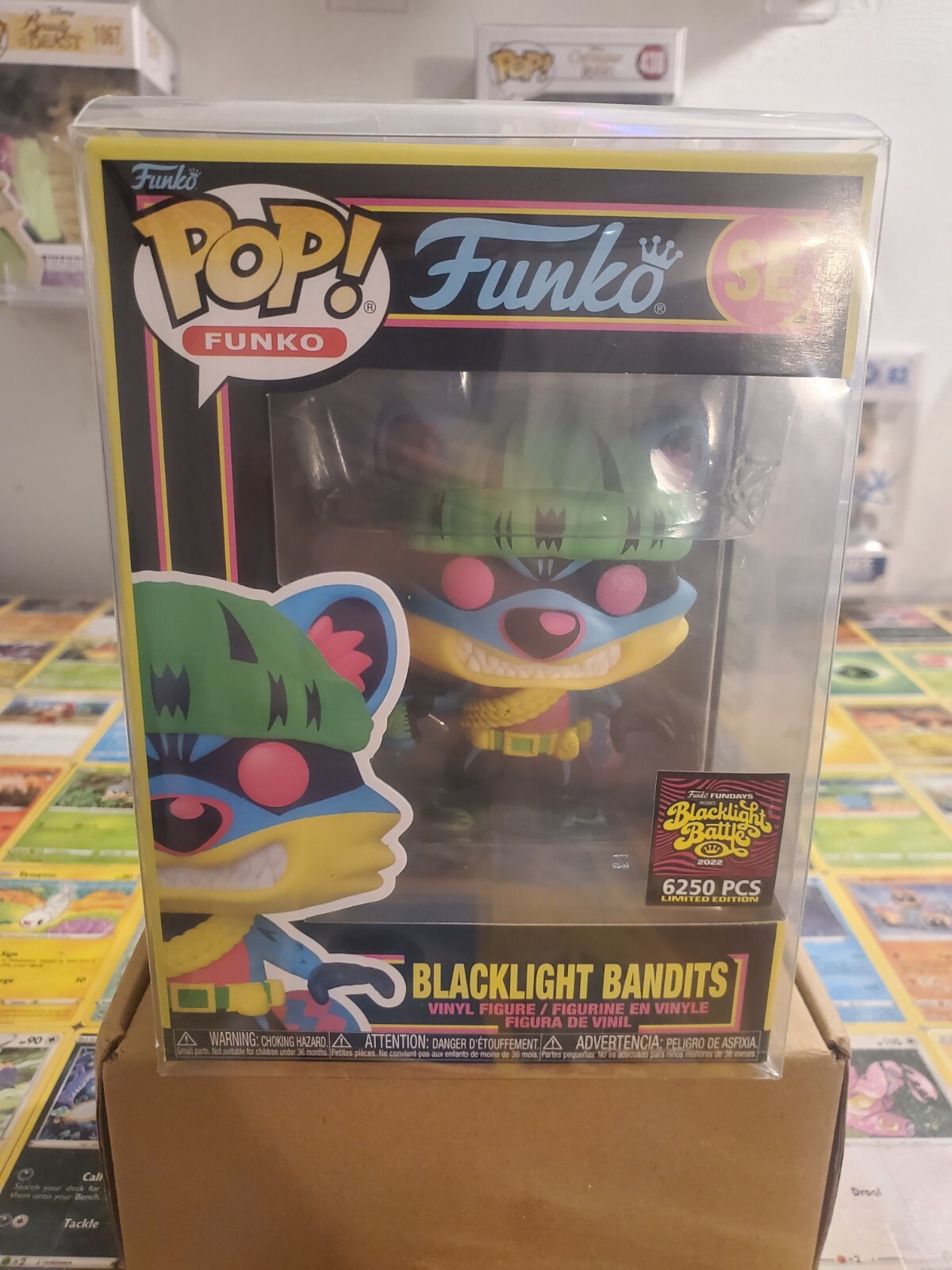 Funko Pop! Fundays Box Of Fun Blacklight Battle Killer Crowns SE  LE Killer Crowns Se Le 6250
