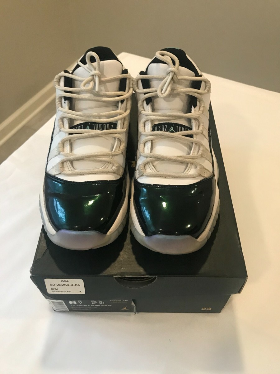 jordan retro 11 low emerald