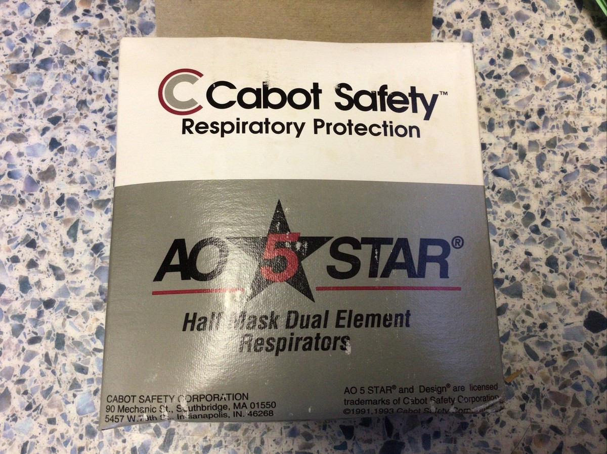 CABOT SAFETY DUAL ELEMENT RESPIRATOR MASK S4500