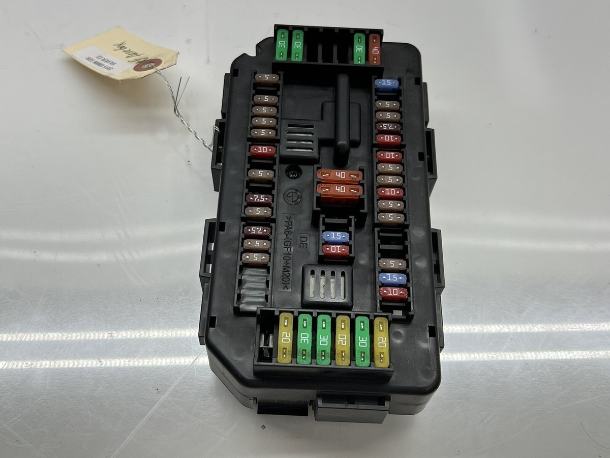 2012-2016 BMW 328i F30 OEM Right Front Fuse Box 9337879 Power  
