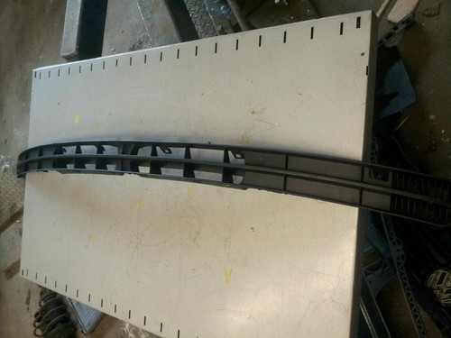 VW POLO 6N1 37 kW 50 PS  STOßSTANGE STOSSSTANGE VORNE