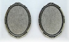 2 Antiqued Silvertone ROMANTIC 40mm x 30mm CAMEO Pin Brooch Frames Settings