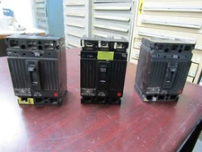 👀 3) GE GENERAL ELECTRIC 3 AMP CIRCUIT BREAKER 3 POLE 600 VAC TEC36003 LOT OF 3