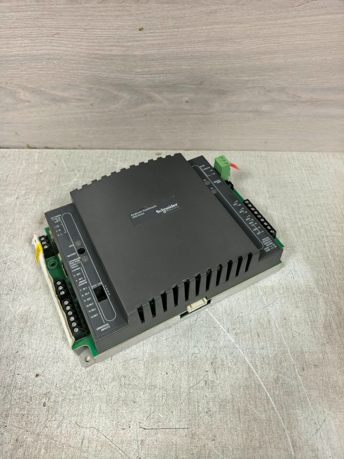 Schneider Electric I2851 SCHNEIDER ELECTRIC I2851 SERIES ANDOVER CONTINUUM 24VAC 3