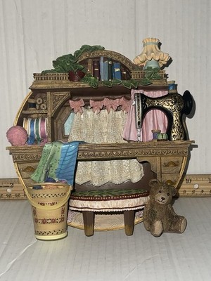 1996 Hamilton Collection Kittens in the Yarn Knick Knack Kitty Cats Yencho