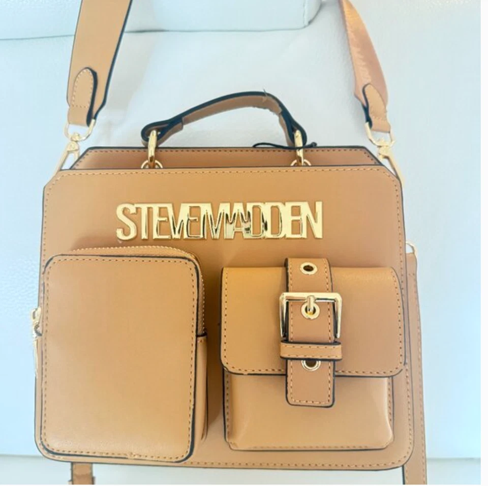 BOLSO BANDOLERA NUEVO CON ETIQUETAS STEVE MADDEN BEVELYN UPDATE CON ESTUCHE AIR POD SILLÍN Foto 2 de 4