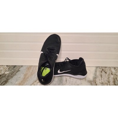 Nike Womens Free RN 2018 Black/White Sneakers Size 9.5
