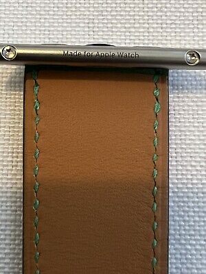 Apple Watch Hermès Single Tour 45 mm Vert Bambou Swift Apple Watch Hermès Single Tour 45 mm Vert Bambou Swift