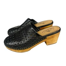 Patricia Nash Lorena Woven Black Leather And Wood Mules Clogs size 7.5 / Euro 37