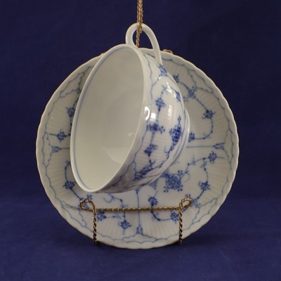 Porsgrunds Straw-Fluted Ribbed CUP & SAUCER Blue Lines Flowers Norway Vintage