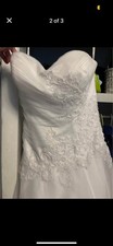 David's Bridal White Wedding Gown
