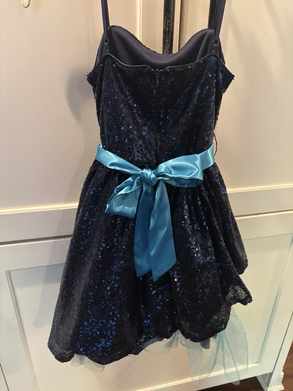 Un  Deux Trois Girl’s Blue Peek-A-Boo Sequin Fit And Flare  Dress Size 12 $299