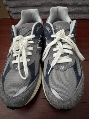 New Balance 2002R Men's 9.5 WORN ONCE