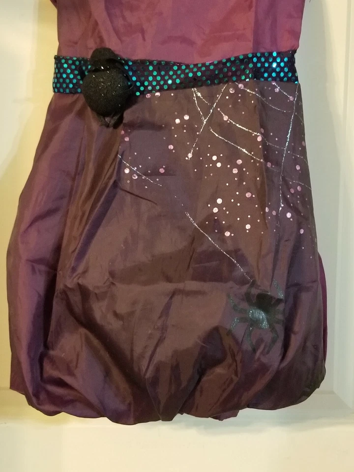 DISGUISE GIRLS SPIDER QUEEN VAMPIRESS HALLOWEEN COSTUME DRESS & CAPE SIZE 4 / 6X - Image 4 of 4