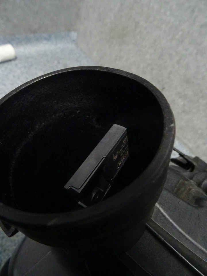 Luftfilterkasten MINI F55 F56 F57 Luftfilter Messer Air Intake Muffler 8655835 - Bild 4 von 4