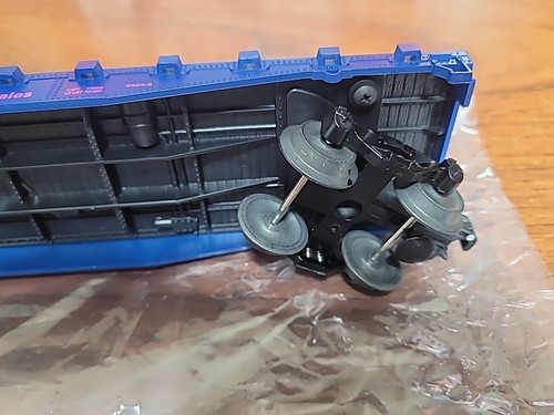 Lionel O Gauge Flatcar With Volkswagon Bug - Picture 17 of 24