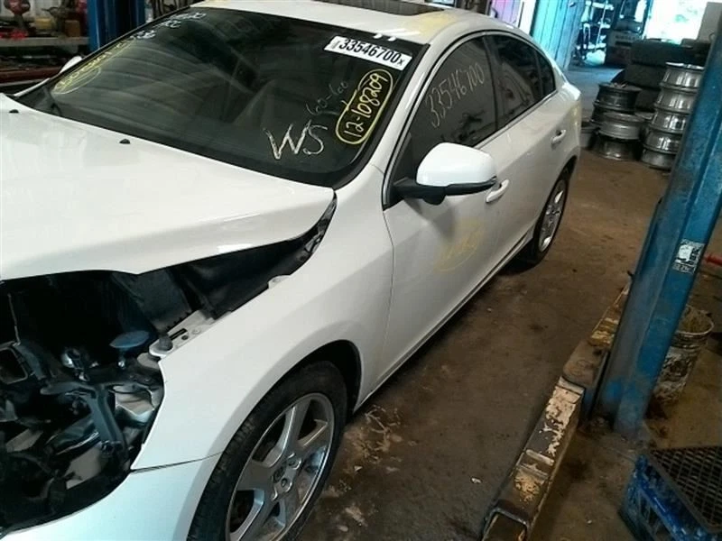 Cuarto de luz trasera para pasajero montado en panel VIN Y se adapta a Volvo S60 10207 14-18 Foto 2 de 4