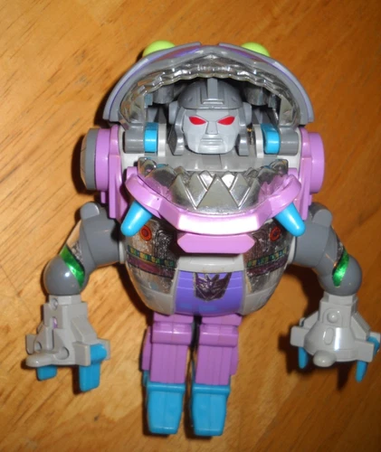 on SALE ! Gnaw Sharkticon 1986 Vintage Hasbro G1 Transformers Action Figure