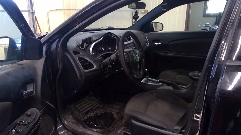 Dodge Avenger 2011 Alternator 4801477AA 6140 - Изображение 2 из 4