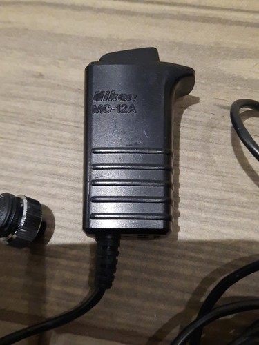 GENUINE NIKON MC-12A REMOTE SHUTTER RELEASE CABLE LEAD RETRO PHOTOGRAPHY #230 - Picture 2 of 4