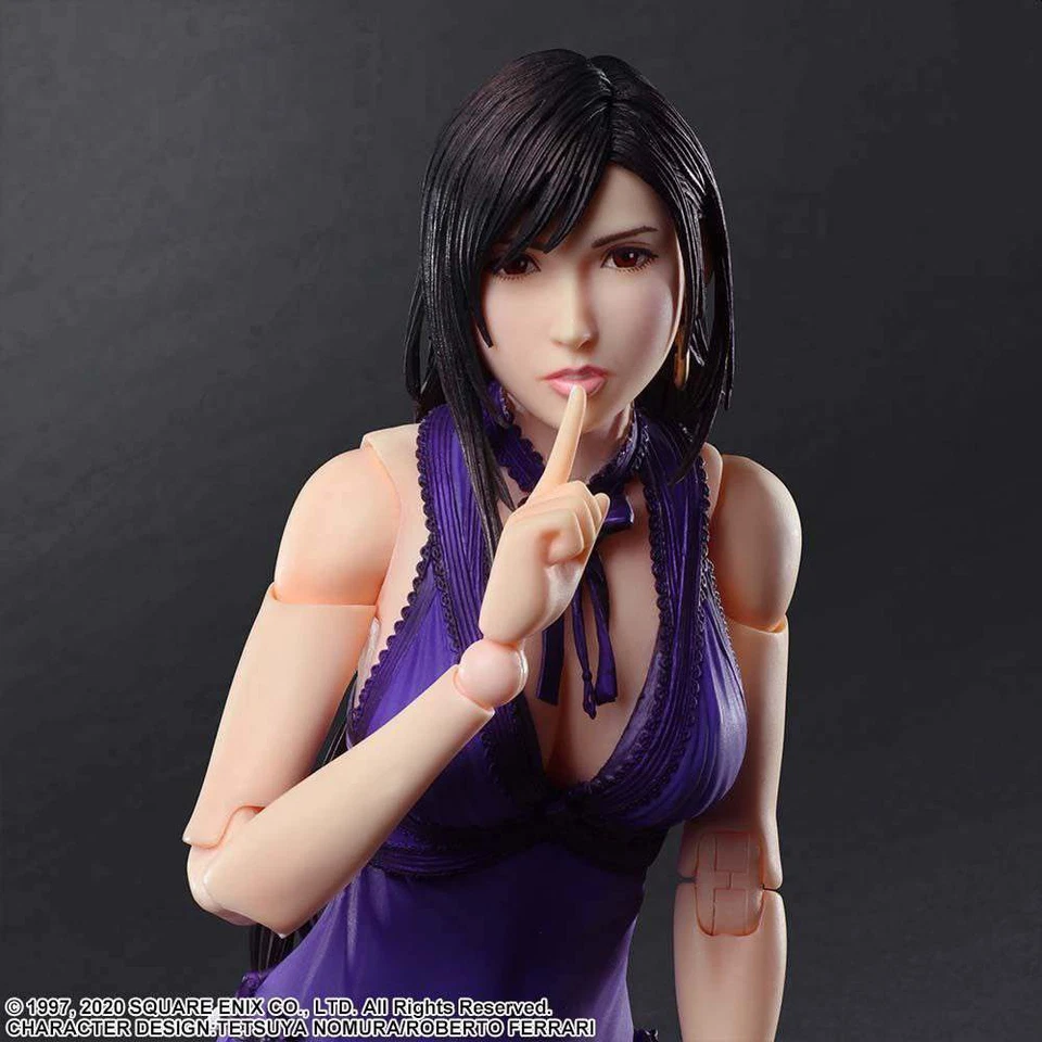 action figure tifa lockhart vestito – square enix play arts kai - Immagine 2 di 4