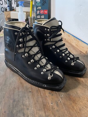 Vintage Raichle Ski Boots Women's 6 Leather Alpine Downhill Lace Up Black