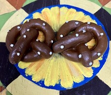 Play Food Replacement LOT Of 2 PRETZELS Pretend Fun For Tikes Snacks LTR-2PZ