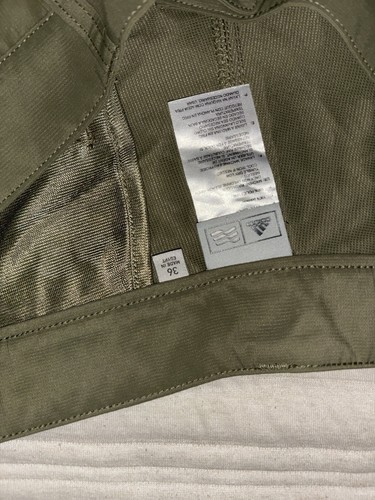 Nwt Men Adidas Woven Cargo Shorts Size 36”  - Picture 4 of 5