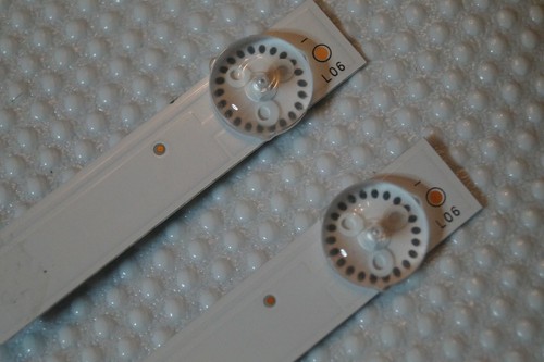 LED STRIPS SET 2x AJ320014SE30-0601 A3 FOR 32" SHARP 32BC2KO TV, LQ315T3HC6U - Picture 6 of 6