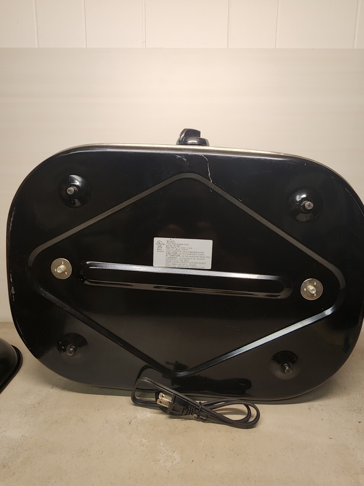 U8 Rival 22 Qt. Stainless Steel Roaster Oven RO230 Cooks up to a 24 lb