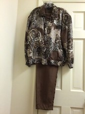 Womens Med 2 pc Silk Pant Suit Animal Print Black Brown Tan Jog Kim Rogers Vtg