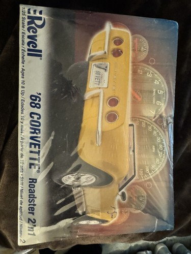 Revell/Monogram 1968 Corvette Roadster 1/25 Scale Model Kit #85-2544 - Sealed.