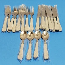 VTG Retro Gibson Stainless Steel & Plastic Handle Flatware 20Pcs Lot