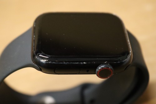 Apple Watch SE (2nd Gen) GPS + Cellular 44mm - Midnight - Photo 5 sur 8