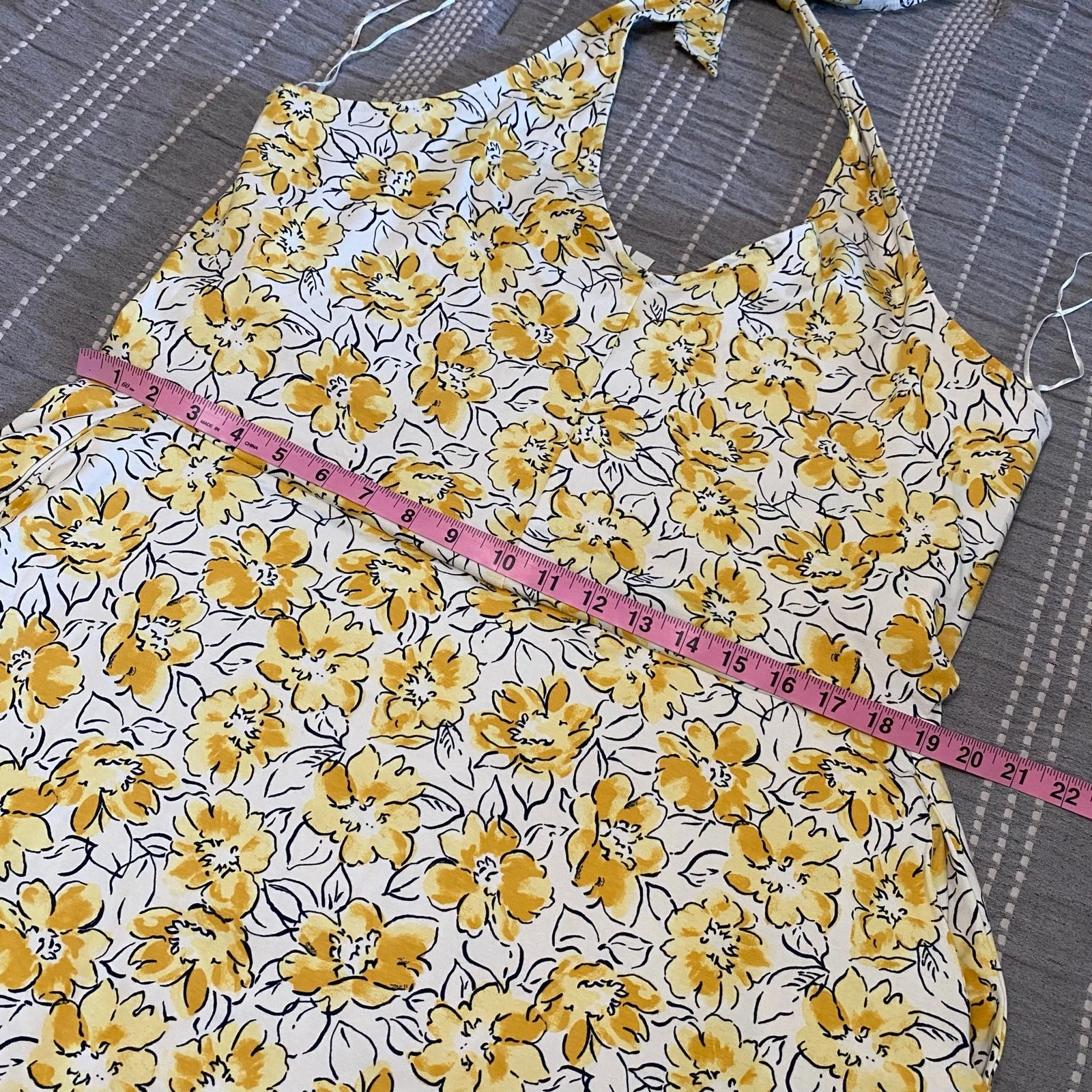 VETEMENTS Abito Patto Bio A Line Floreale Giallo Halter Tasche TG XXL Sostenibile