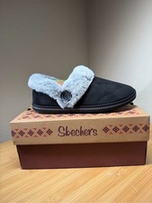 Skechers Women  s Cozy Campfire Fresh Toast Black Vegan Slip-On Slipper Size 6W