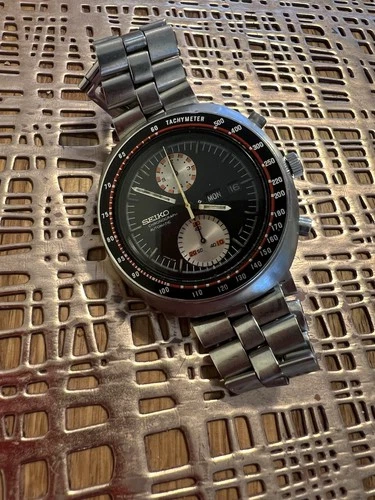 Seiko 6138 0011 UFO Chronograph Watch Mens Vintage Automatic spares or repair