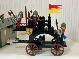 LEGO 6062 Battering Ram Castle Black Falcons 1987