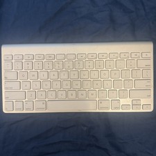 Apple A1314 Wireless Keyboard Bluetooth, 2 AA Batteries Included, Genuine