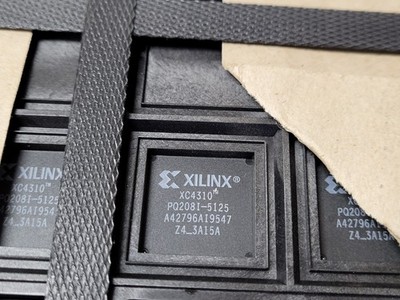 (1PC) XC4310PQ208I-5125 XILINX Field Programmable Gate Array, CMOS, PQFP208