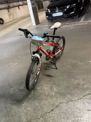 VTT ENFANT LAPIERRE 20 pouces ROUGE - Photo 1/4